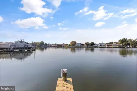 View/Area - 401 Bayside Dr, Dundalk, MD 21222 photo 2 of 11