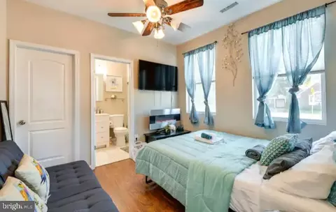 7624 N Point Rd, Sparrows Point, MD 21219 photo 9