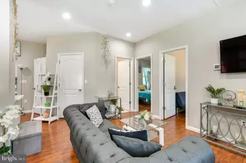 7624 N Point Rd, Sparrows Point, MD 21219 photo 3