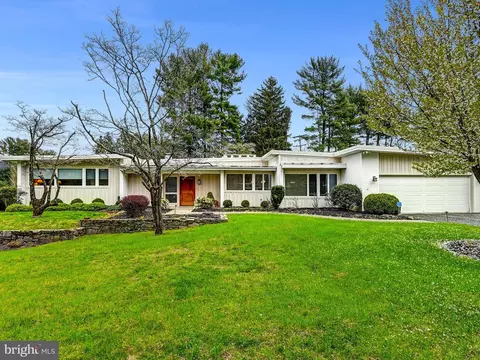 8207 Pumpkin Seed Ct, Pikesville, MD 21208