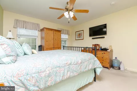 Bedroom - 2515 Wagner Ave, Sparrows Point, MD 21219 photo 3 of 10