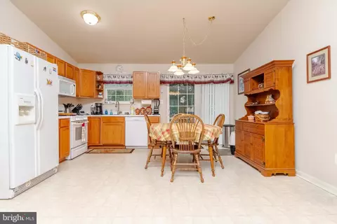 Kitchen - 2515 Wagner Ave, Sparrows Point, MD 21219 photo 1 of 4