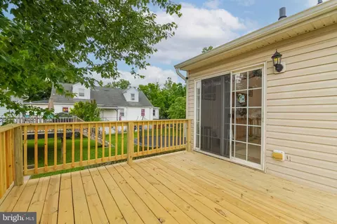 Exterior - 2515 Wagner Ave, Sparrows Point, MD 21219 photo 10 of 10