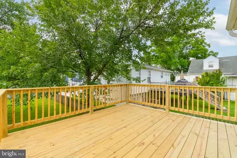 Exterior - 2515 Wagner Ave, Sparrows Point, MD 21219 photo 9 of 10