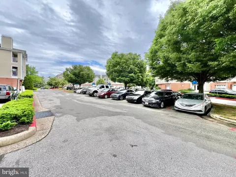 7208 Bogley Rd #202, Windsor Mill, MD 21244 photo 3