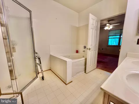 7208 Bogley Rd #202, Windsor Mill, MD 21244 photo 25