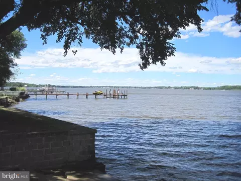 4610 Todd Point Ln, Sparrows Point, MD 21219 photo 12