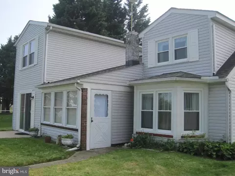 4610 Todd Point Ln, Sparrows Point, MD 21219 photo 5