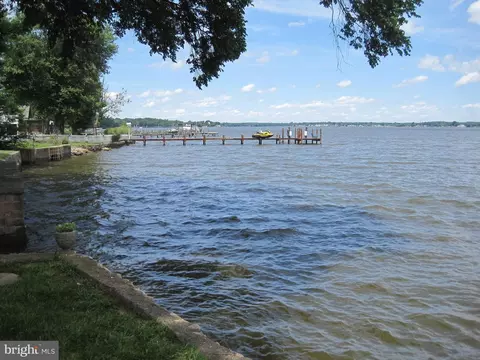 4610 Todd Point Ln, Sparrows Point, MD 21219 photo 11