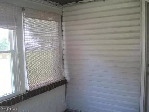 4610 Todd Point Ln, Sparrows Point, MD 21219 photo 18