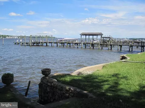 4610 Todd Point Ln, Sparrows Point, MD 21219 photo 13