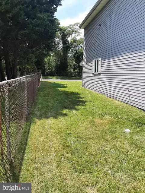 4610 Todd Point Ln, Sparrows Point, MD 21219 photo 7
