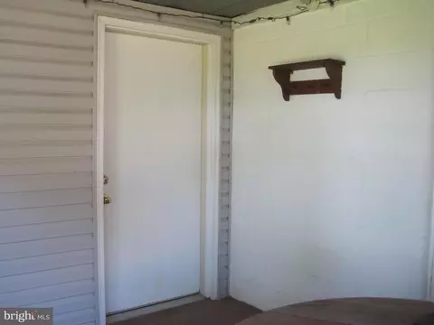 4610 Todd Point Ln, Sparrows Point, MD 21219 photo 24