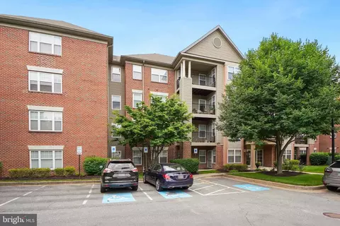 4750 Coyle Rd #403, Owings Mills, MD 21117