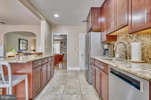Kitchen - 413 Murdock Rd, Baltimore, MD 21212 photo 5 of 6