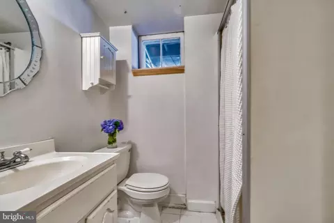 Bath - 413 Murdock Rd, Baltimore, MD 21212 photo 4 of 5