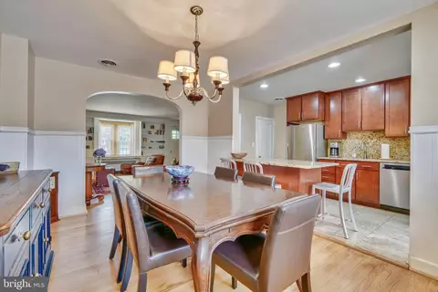 Dining - 413 Murdock Rd, Baltimore, MD 21212 photo 3 of 5