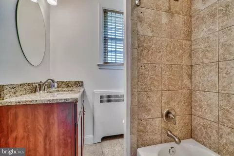 Bath - 413 Murdock Rd, Baltimore, MD 21212 photo 3 of 5