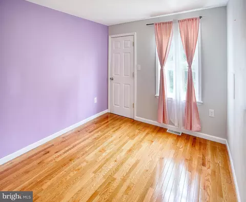 Bedroom - 308 Severn Ave, Rosedale, MD 21237 photo 4 of 4