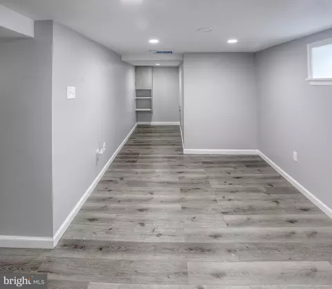 Entry Way - 308 Severn Ave, Rosedale, MD 21237 photo 2 of 4