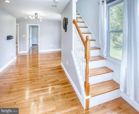 Entry Way - 308 Severn Ave, Rosedale, MD 21237 photo 1 of 4