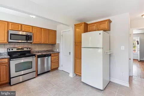 206 Willow Ave, Towson, MD 21286 photo 7