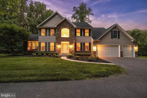 8 Celadon Rd, Owings Mills, MD 21117