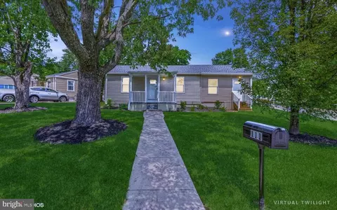 111 Alcock Rd, Essex, MD 21221