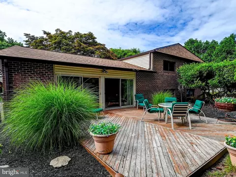 2002 Jolly Rd, Baltimore, MD 21209 photo 29