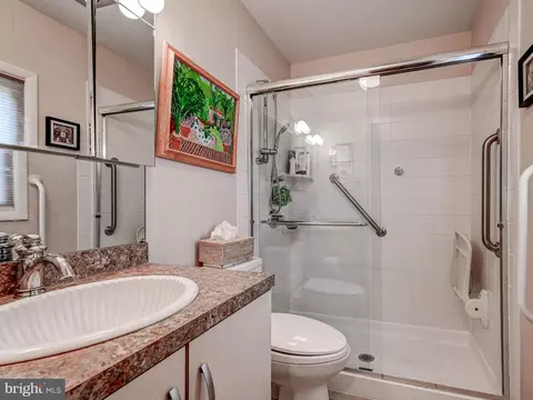 2002 Jolly Rd, Baltimore, MD 21209 photo 20