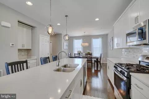 5431 Old Frederick Rd, Baltimore, MD 21229 photo 4
