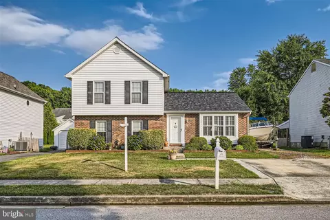 9 Cunning Ct, Middle River, MD 21220