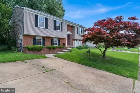 Exterior - 503 Nollmeyer Rd, Middle River, MD 21220 photo 2 of 7