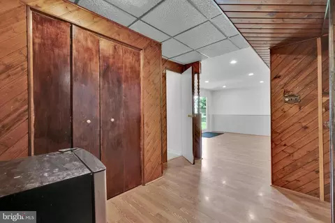Entry Way - 503 Nollmeyer Rd, Middle River, MD 21220 photo 5 of 5