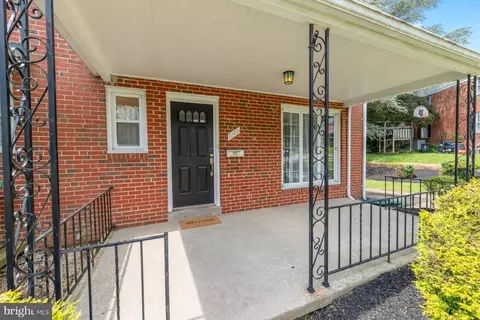 1207 Brixton Rd, Baltimore, MD 21239