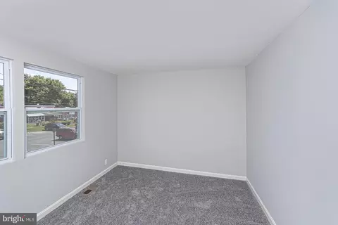 927 Imperial Ct, Halethorpe, MD 21227 photo 28
