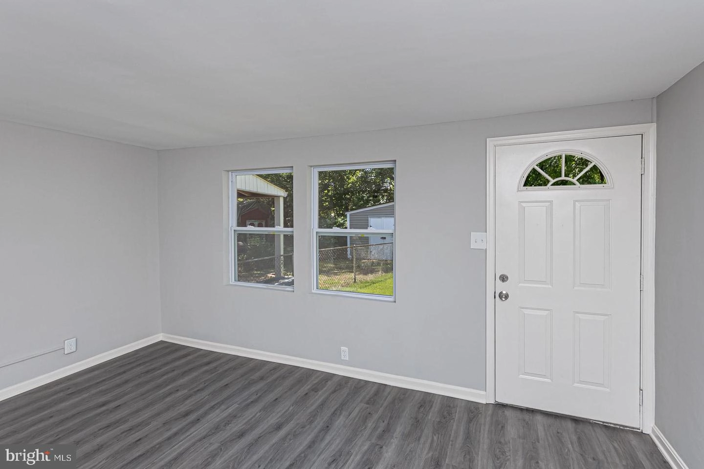 927 Imperial Ct, Halethorpe, MD 21227 photo 23