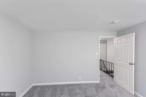 927 Imperial Ct, Halethorpe, MD 21227 photo 6