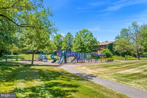 3518 Courtleigh Dr, Windsor Mill, MD 21244 photo 17