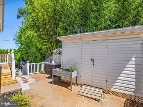 3518 Courtleigh Dr, Windsor Mill, MD 21244 photo 13