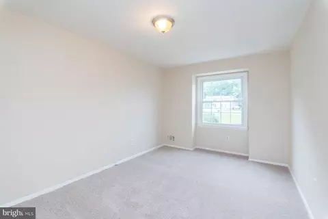 Bedroom - 5711 Van Dyke Rd, Baltimore, MD 21206 photo 5 of 6