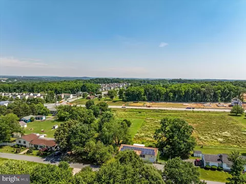 View/Area - 9921 Bird River Rd, Middle River, MD 21220 photo 14 of 17