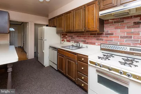 Kitchen - 119 Brandon Rd, Baltimore, MD 21212 photo 1 of 1