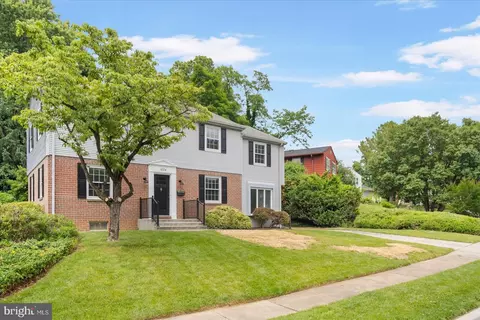 1024 Breezewick Rd, Towson, MD 21286 photo 2