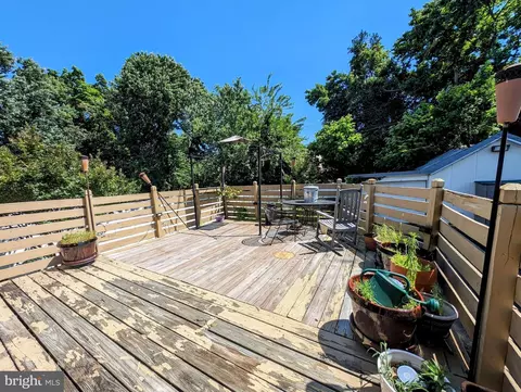 4505 Raspe Ave, Baltimore, MD 21206 photo 4