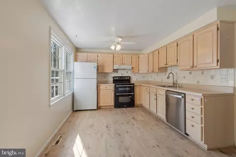 Kitchen - 9121 Deviation Rd, Nottingham, MD 21236 photo 1 of 1