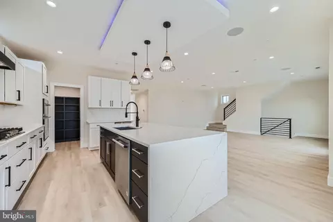 6931 River Drive Rd, Sparrows Point, MD 21219 photo 6