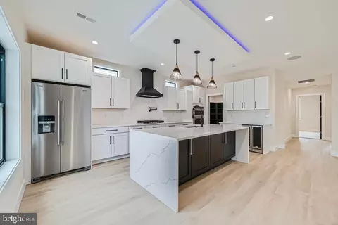 6931 River Drive Rd, Sparrows Point, MD 21219 photo 5