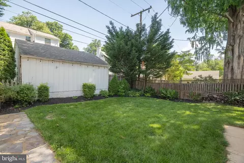Exterior - 204 Tyrone Rd S, Baltimore, MD 21212 photo 12 of 15