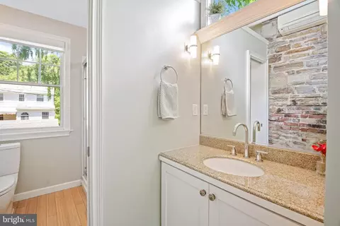 Bath - 204 Tyrone Rd S, Baltimore, MD 21212 photo 1 of 2
